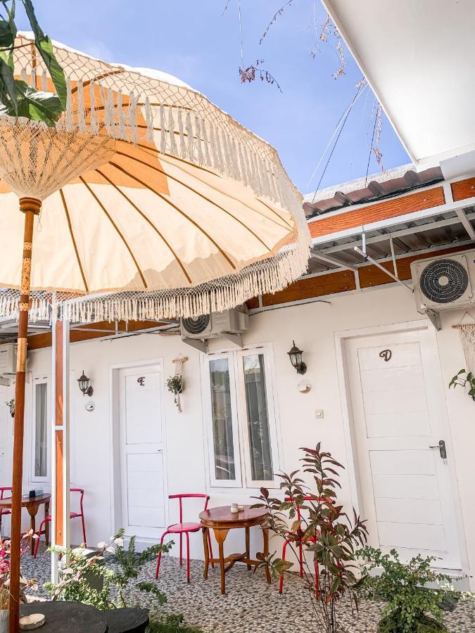 Tropical Paradiso Homestay Banyuwangi  Kültér fotó