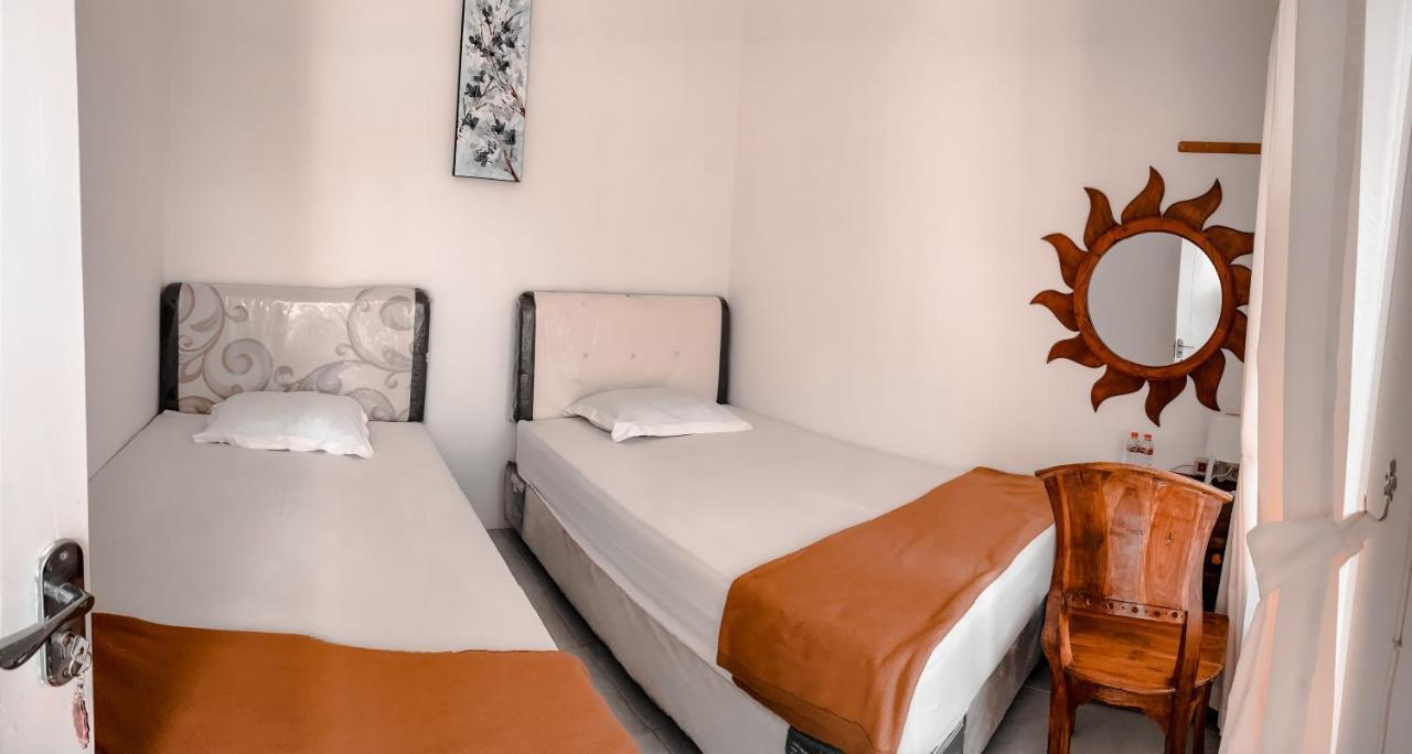 Tropical Paradiso Homestay Banyuwangi  Kültér fotó